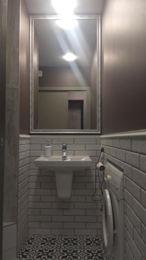 Super Apartment On O.Polya 137 Dnipro Eksteriør billede